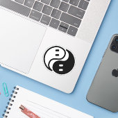 Ghost Yin Yang Sticker (Laptop met iPhone)