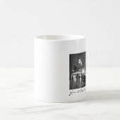 "Ghosts in Grand Central"-Mok Koffiemok (Center)