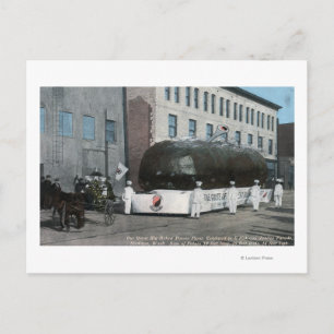 Giant Bked Potatoe Float Scene Briefkaart