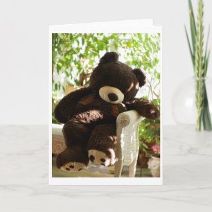 Giant Brown Teddy Bear at Leisure in Paradise Kaart