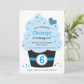 Giant Cupcake Anniversaire Fête Invitation Bleu (Debout devant)