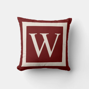 Giant Monogram op Burgundy Red Background Kussen