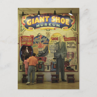 Giant Shoe Museum Briefkaart