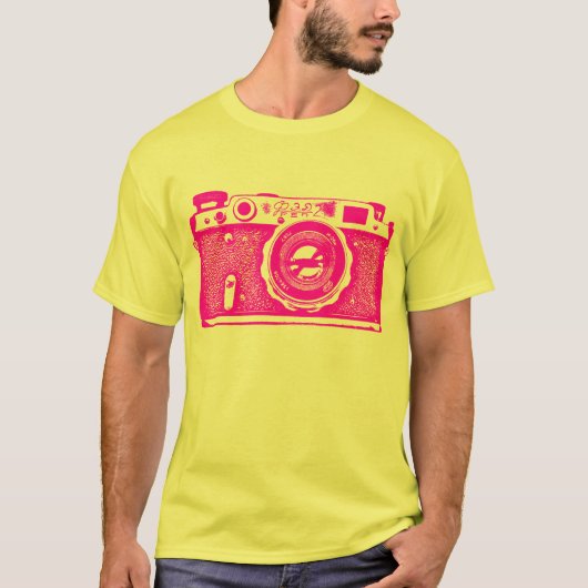 Giant Sovjet Russische camera - Magenta T-shirt (Voorkant)