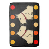 Giant Twin Doggies en Grote Kleurrijke Stippen op Badmat (Voorkant Verticaal)