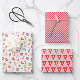 Giften van kerstrood en roze ompakt papier ze inpakpapier vel
