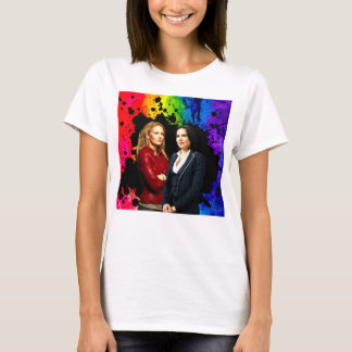Gifts for Women Emma en Regina Swan Queen T-shirt