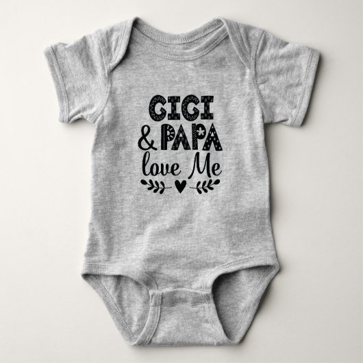 Gigi en Papa Love Me Grandchild Romper (Voorkant)