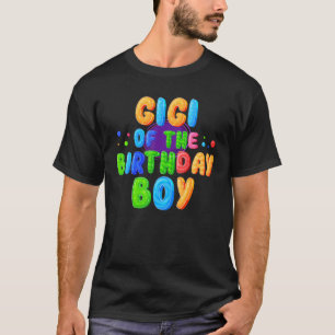 Gigi van de 'Birthday Boy Colour Balloon'-matching T-shirt