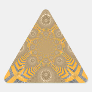 Gilded Zephyr: Elegantie in Gouden Geel & Chrome Driehoek Sticker
