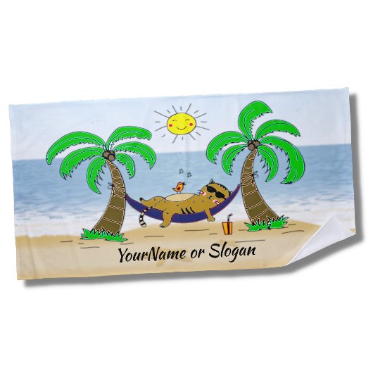 Ginger Cat op Hammock met Palm Trees zand en oceaa Strandlaken