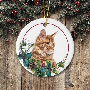 Ginger Maine Coon Cat Evergreen Berry Wreath Keramisch Ornament