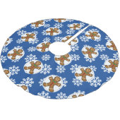 Gingerbrood Man op Blue White Snowflakes Pattern Kerstboom Rok (Gekanteld)
