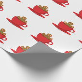 Gingerbrood met een warme chocolade-rood bekertje cadeaupapier (Hoek)