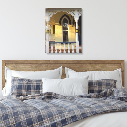 Gingerbrood Porch Glow - Martha's wijntuin Canvas Afdruk (Insitu (Slaapkamer))