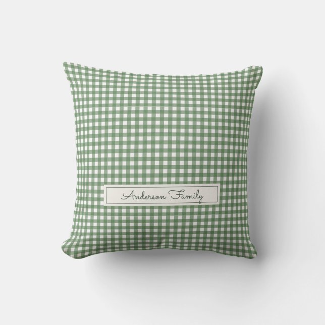 Gingham Pattern in Green with Family Name Kussen (Voorkant)