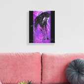 Giraffe à fleurs violettes III ~ Toile enveloppée (Insitu(Salon))