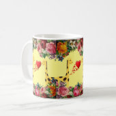 Giraffe Floral Yellow Mok (Voorkant links)