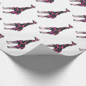 Giraffe Hot Pink en Black Silhouette Cadeaupapier (Hoek)
