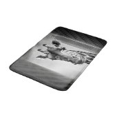 Giraffe in een Cityscape Badmat (Gekanteld)