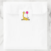 Giraffe met ballon vierkante sticker (Tas)