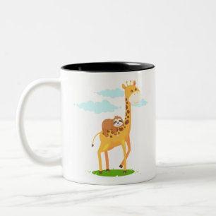Giraffe met een kleine grappigheidstoets voor kind tweekleurige koffiemok
