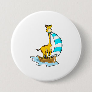 Giraffe met zeilboot ronde button 7,6 cm