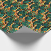 Giraffe Patroon in een groene bladvormige Oerwoud Cadeaupapier (Hoek)