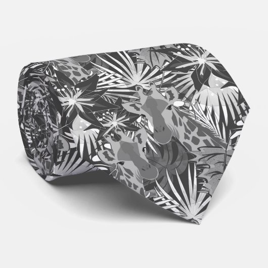 Giraffes dans la forêt de nuit. cravate (Roulé)