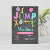 Girl Jump Trampoline Park Invitations d'anniversai (Debout devant)