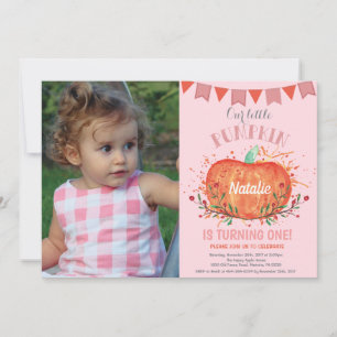 Girl Pumpkin Birthday Invitation Oranje en Roze Kaart