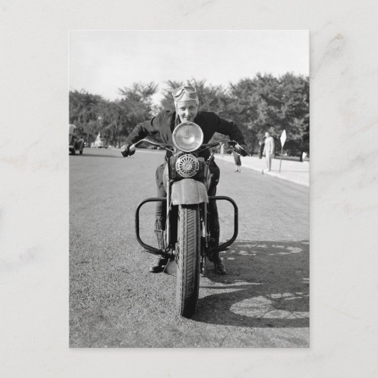 Girl Riding Motorcycle, 1937 Briefkaart (Voorkant)