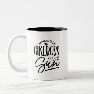 Girlboss naar de Zon Handlettered Tweekleurige Koffiemok