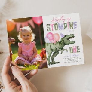 Girl's Dinosaur Eerste Verjaardag Uitnodiging