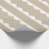 Girly Beige and White Polka Dot Lace Pattern Cadeaupapier (Hoek)