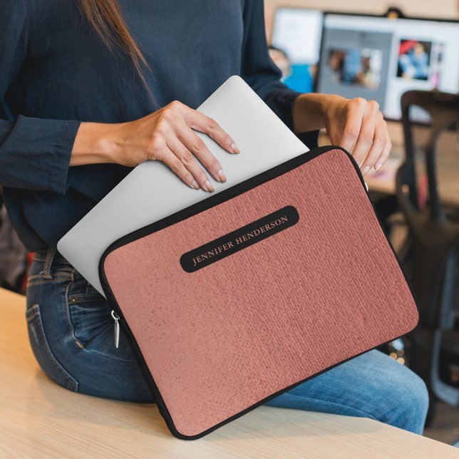 Girly Chic Roos Gouden Naam Typografie Monogrammed Laptop Sleeve (Creator heeft geüpload)