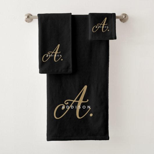 Girly Chic Zwart Goud Script Monogram Typografie Bad Handdoek (Insitu)