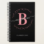 Girly Elegant Pink Black Name Monogrammed 2023<br><div class="desc">Fille, moderne, tendance, élégant, rose et noir roux, monogramme blanc nom initial script personnalisé monogrammed personnalisé 2023 ou n'importe quel planificateur d'année. Doté d'une initiale monogramme et d'un script de nom de girly dans une police de caractères de calligraphie lettrée et d'un cadre de cercle pointillé autour de votre monogramme....</div>