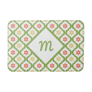 Girly Green Quatrefoil Cute Daisies en Monogram Badmat