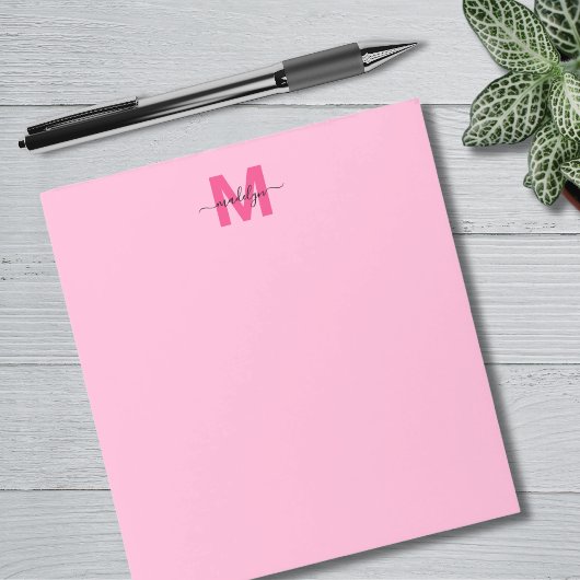 Girly Hot Pink Calligrafie Naam Monogram Notitieblok