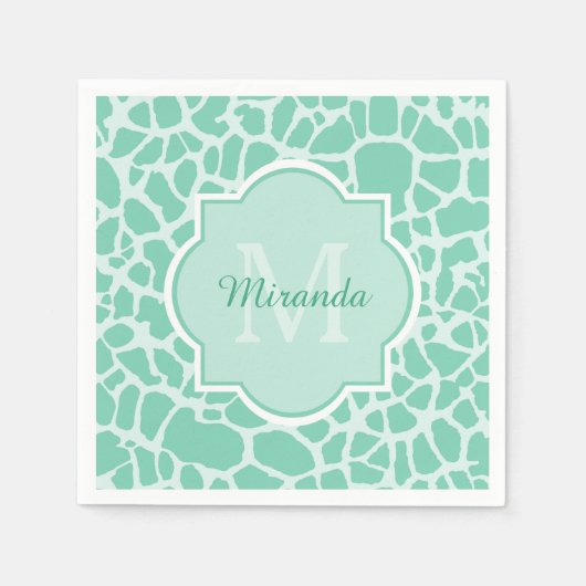 Girly Mint Green Giraffe Print Monogram en naam Servetten (Voorkant)