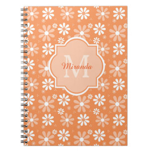 Girly Monogram Cute Oranje Daisy Flowers en Name Notitieboek