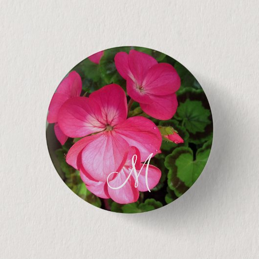 Girly Pink Geranium Monogram foto Ronde Button 3,2 Cm (Voorkant)