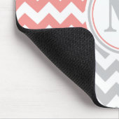 Girly Pink Gray Chevron Pattern met Monogram Muismat (Hoek)