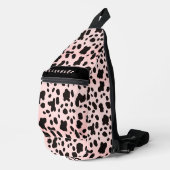 Girly Trendy Zwart Roze Koe Dier Patroon Naam Sling Bag (Rechterhoek)