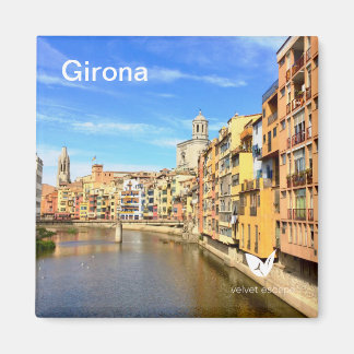 Girona fridge magnet van Velvet Escape Magneet
