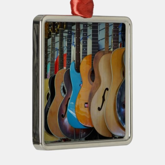 Gitaar in overvloed metalen ornament (Rechts)