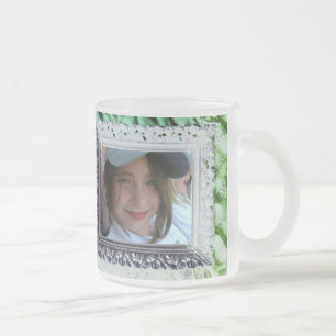 Givré La tasse a glacé le cadre antique
