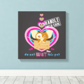 Gizmo | Dit pakket niet nat Canvas Afdruk (Insitu (Houten vloer))
