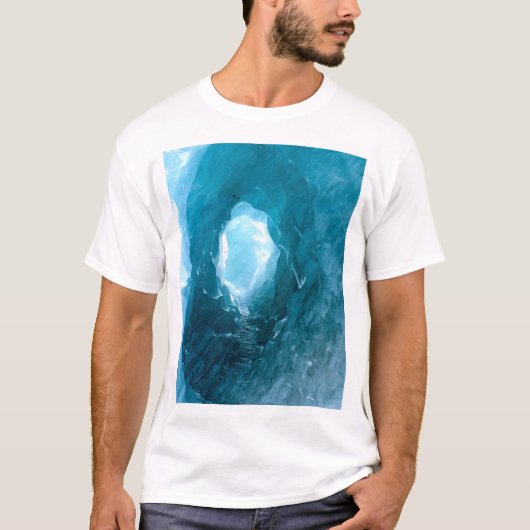 Glacier Ice Tunnel T-Shirt (Voorkant)